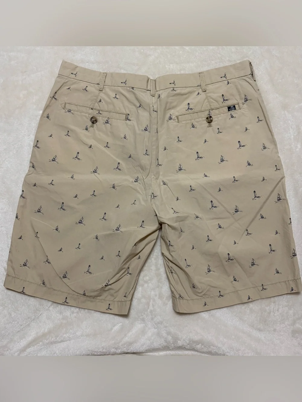 Izod Beige Printed Flat Front Men's Shorts